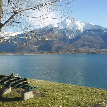 Favoloso Fronte Lago, * ジェーラ・ラーリオ